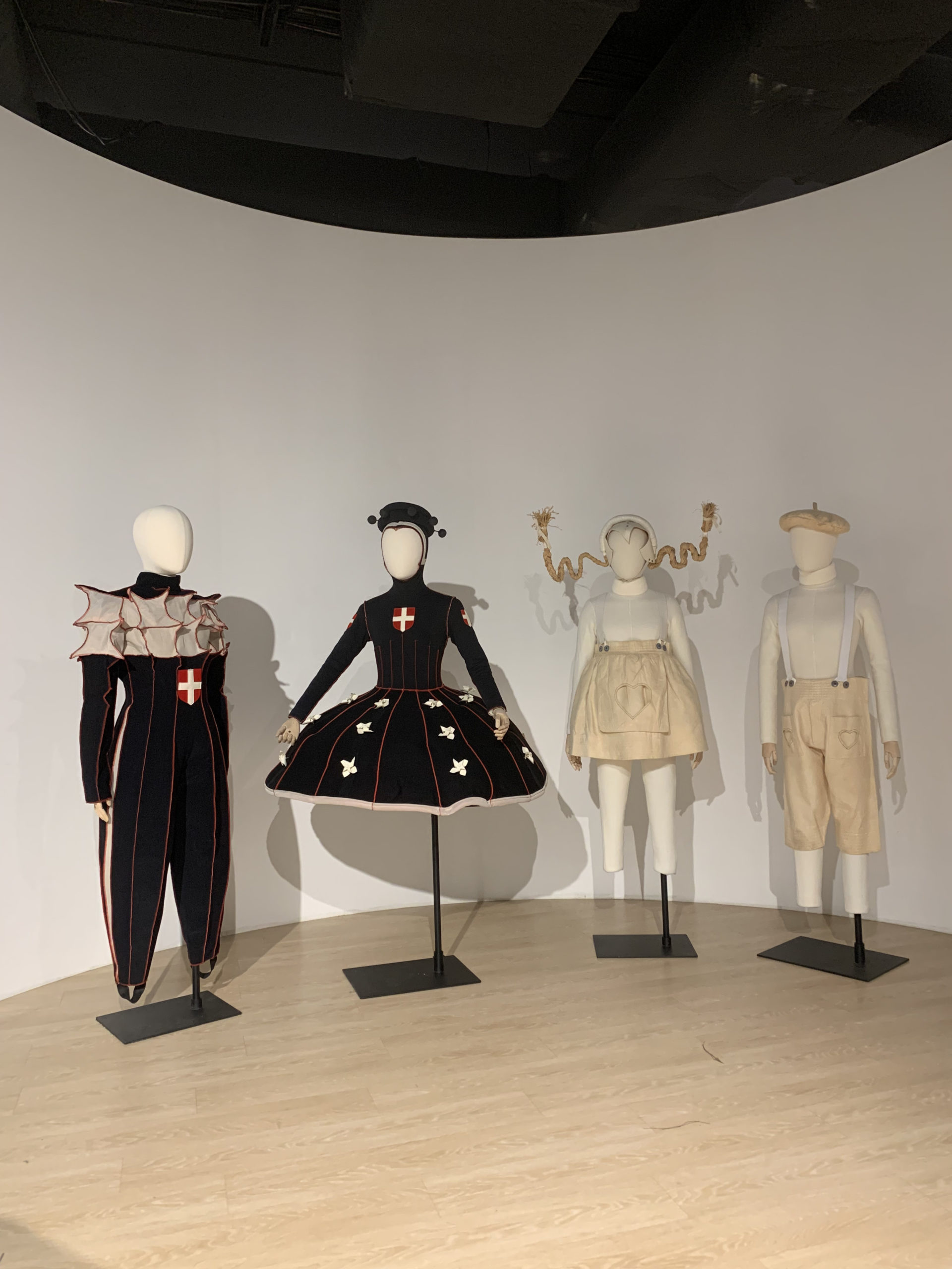 Costumes après restauration